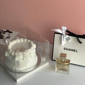 Cake with perfume